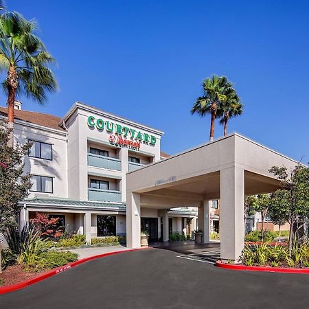מלון Courtyard By Marriott Oakland Airport מראה חיצוני תמונה