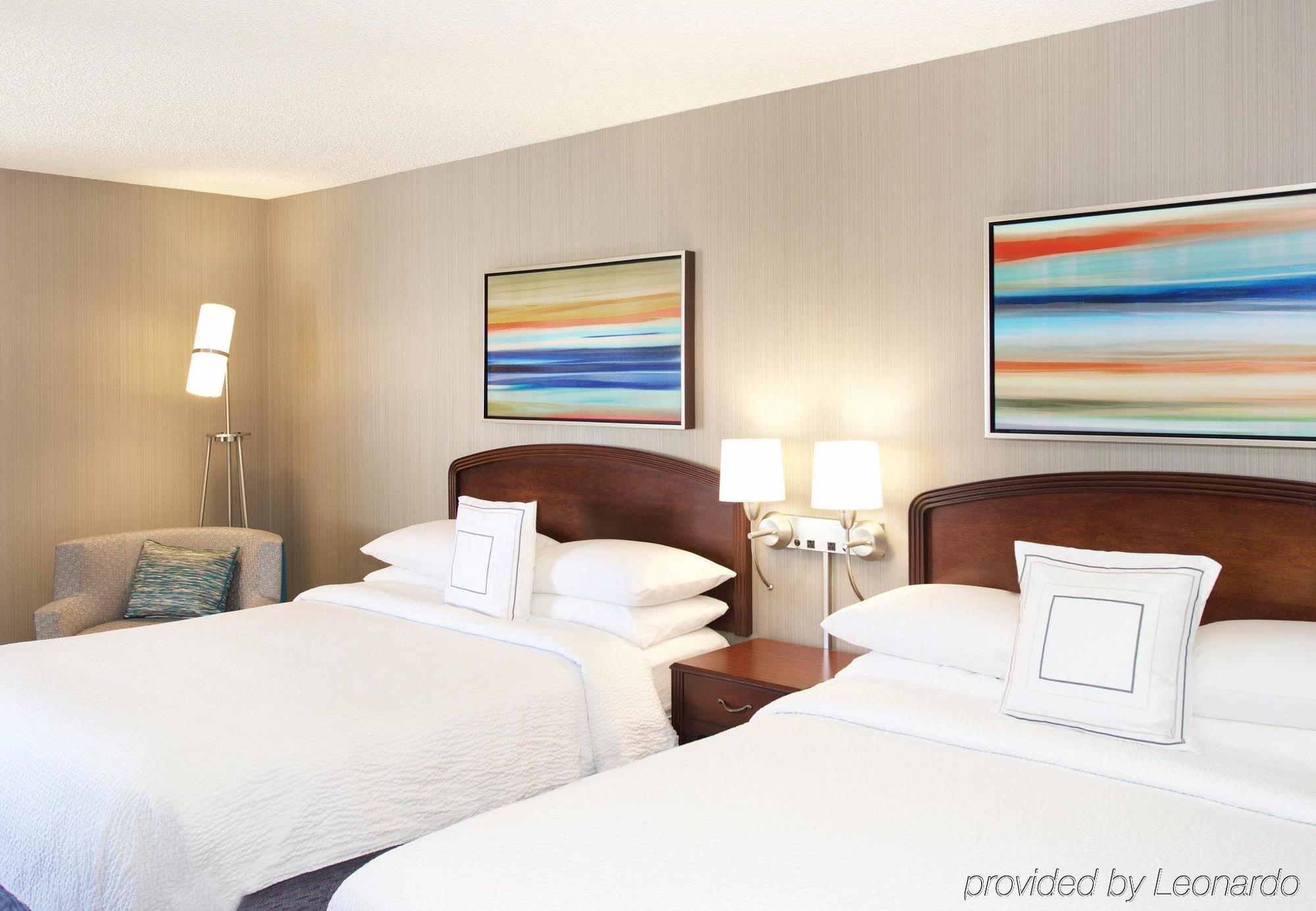 מלון Courtyard By Marriott Oakland Airport מראה חיצוני תמונה